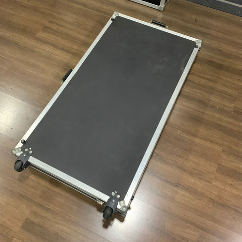 Pedalboard Com Rodinhas 42x22,5x17