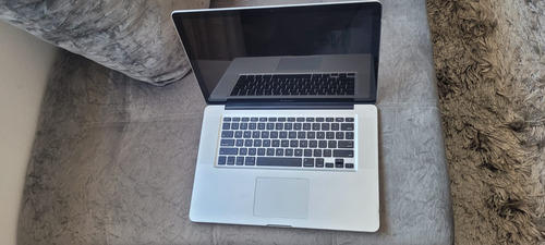 Apple Macbook Pro 2010 A1286 2010 Com Defeito Conserto Peças