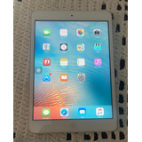 iPad Mini Modelo A1432 + 16 Gb Prata + Capa E Carregador.