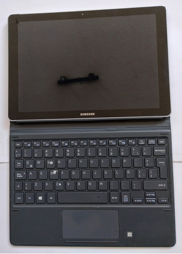 Tablet Laptop 2 En 1 Samsung Galaxy Book 10.6 Windows 10