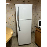 Heladera Patrick Hpk135m00b01 Con Freezer 264l 220v 