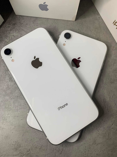 iPhone XR 64gb