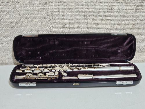 Flauta Yamaha Yfl 211s Ll Prata Japão Usada Ref: 435