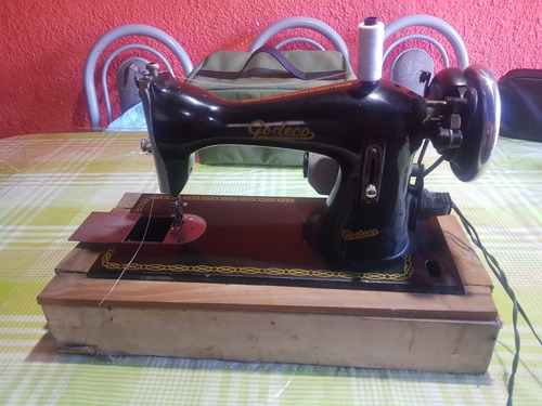 Maquina De Coser Electrica