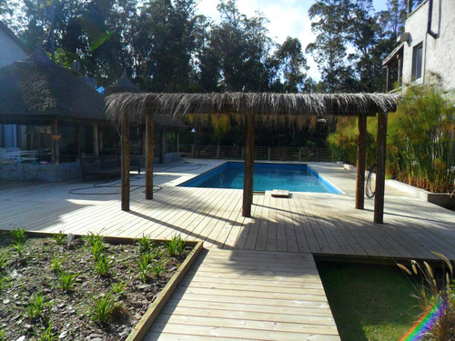 Casa En Complejo Cerrado A Pocas Cuadras De La Playa! 2 Dorm, 2 Baños, Garaje, Terraza Con Parrillero!