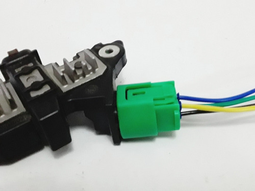 Conector De Regulador Alternador Fortuner 4.0 2007-2020 Foto 9