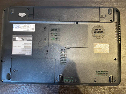 Computador Portátil Toshiba Satellite C655 (repuestos)