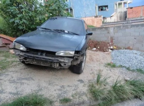 SUCATA FORD MONDEO GLX (P/ RETIRADA DE PEÇAS)