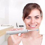 Cepillo Dental Eléctrico Recargable Usb Con 4 Repuest Blanco