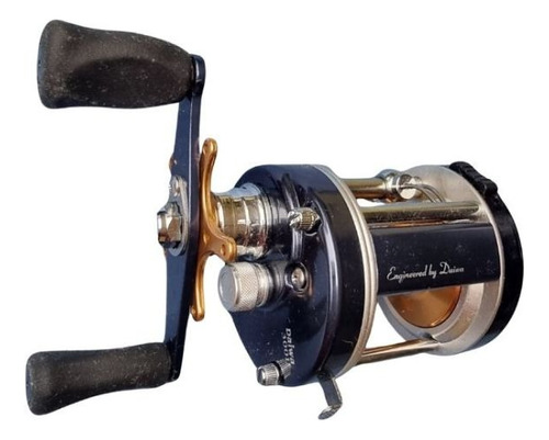 Carretilha Daiwa Millionaire Classic 300l Esquerda