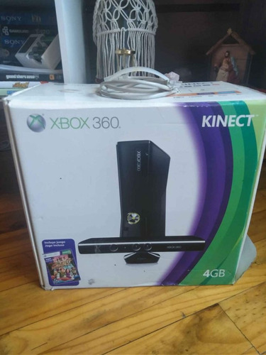 Microsoft Xbox 360 4gb Standard Color Negro