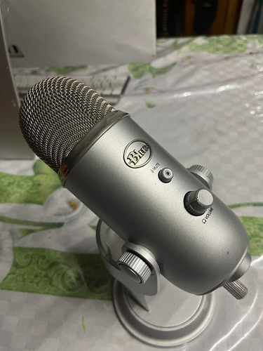 Micrófono De Condensador Blue Yeti 