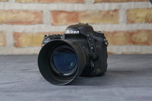 Nikon D750 Fullframe + 50mm. 1.8g