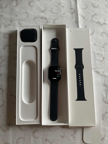 Apple Watch 8 45mm