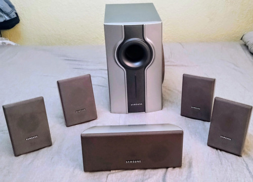 Samsung:5 Bocinas/altavoces Y Subwoofer Para Teatro En Casa