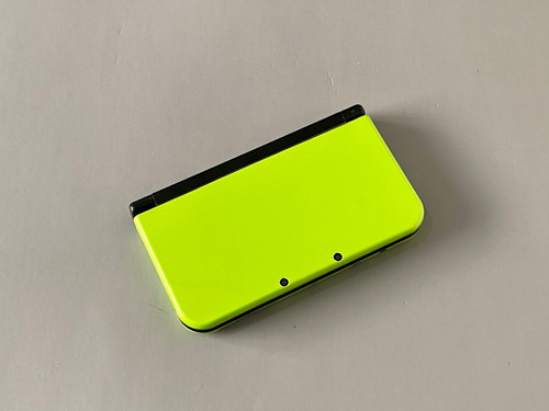 New Nintendo 3ds Xl Lime Green Verde Limão Com Carregador E Jogos