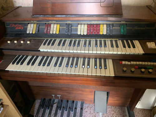 Piano Organo Eléctrico Howard Skyline 245 Antiguo