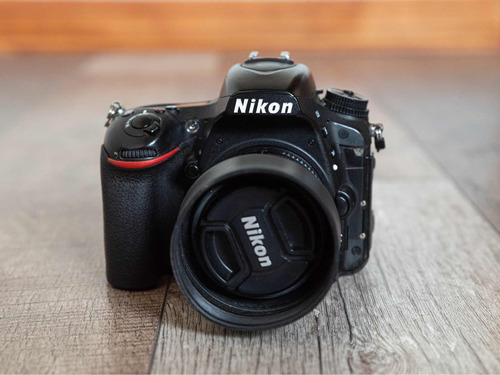 Cámara Nikon D750 Full Frame + Objetivo Nikkor  50 Mm 1.8 .