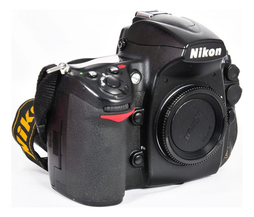 Nikon D700 Com 6.255 Cliks 