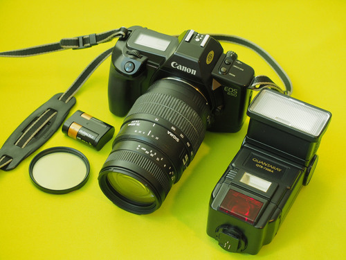 Canon Eos 650 35mm Camara Slr + Lente 70-300mm Funcional