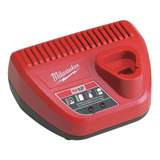 Cargador Para Batería De 12v M12 Milwaukee  32305420