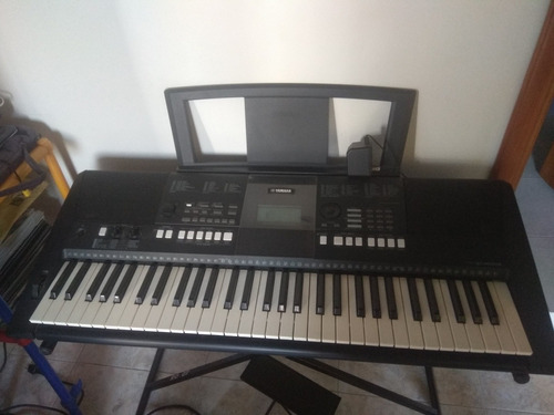 Teclado Yamaha Psr E423