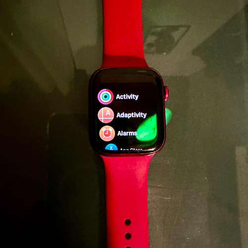 Apple Watch Serie 7 45mm Product Red