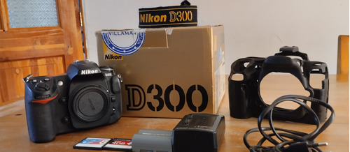 Cámara Fotográfica Nikon D300 (formato Dx) 