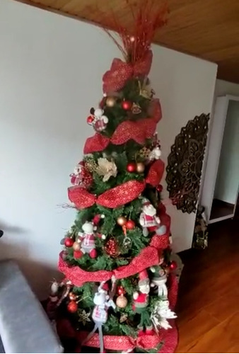 Árbol De Navidad Decorado