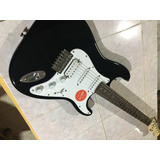 Guitarra Eléctrica Squier Bullet Stratocaster De Fender