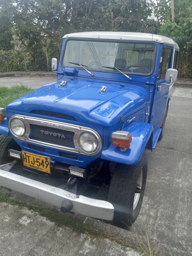 Toyota Land Cruiser Fj43 4×4 Largo