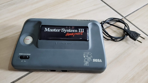 Master System 3 Só O Console Power Direto Carcaça Colada Controle 1 Nao Ta 100%