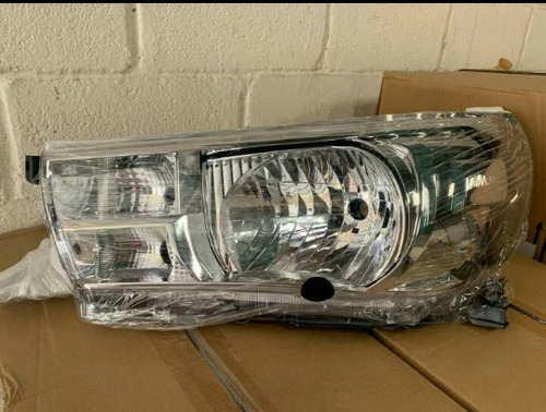 Faro Delatero Para Toyota Hilux Dubai 2016, 2017, 2018, 2019 Foto 3