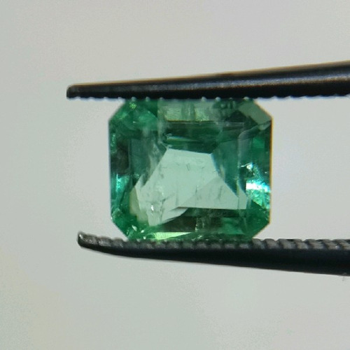 Esmeralda 0,75ct Cuadrada 5x5mm