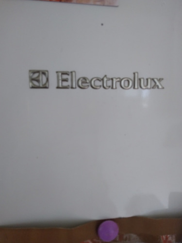 Heladera Electrolux Con Freezer Dc38 No Frost