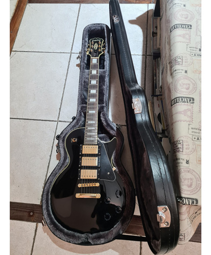 Guitarra EpiPhone Les Paul Custom 3 + Estuche Rígido