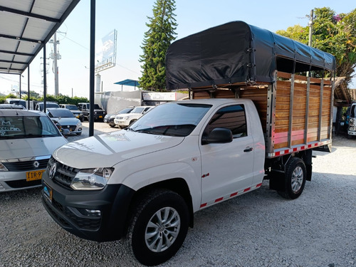 Volkswagen Amarok Trendline Estacas 2020 Mt 2.0l 4*4