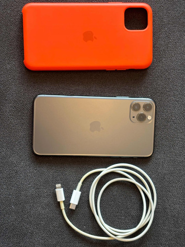 Celular iPhone 11 Pro Max  64 Gb Impecable  C/accesorios.