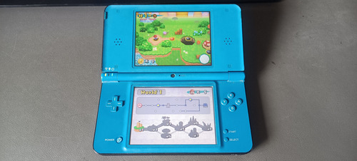 Nintendo Dsi Xl + R4 