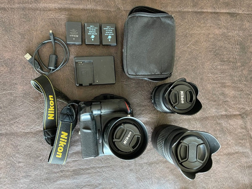 Nikon D3200 Dslr + Kit (3 Lentes 3 Baterias 1 Flash) Bolso