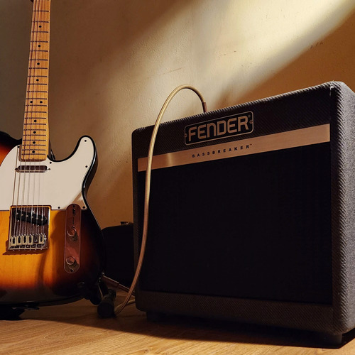 Amplificador Fender Bassbreaker 007