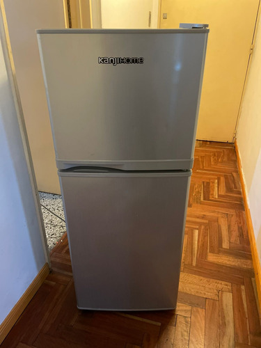Heladera Kanji Home Knj - 108f Gris Con Freezer 
