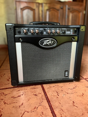 Amplificador Peavey Transtube Rage 258 220v