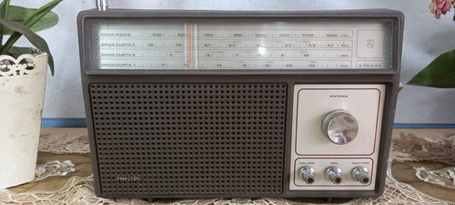 Radio Philips 4 Faixas Am Mod Rl-16 Nao Funciona Antigo 