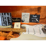 Guitarra Fender Americana Vintage 57 Stratocaster