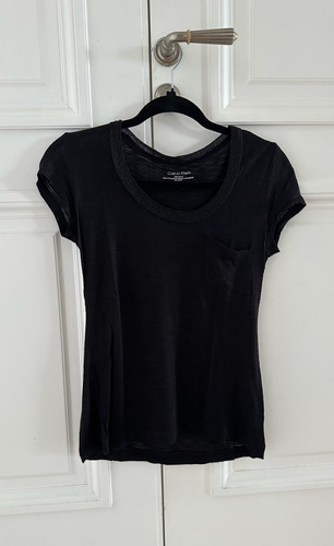 Remera Con Cuello Brillos Calvin Klein Talle Xs 