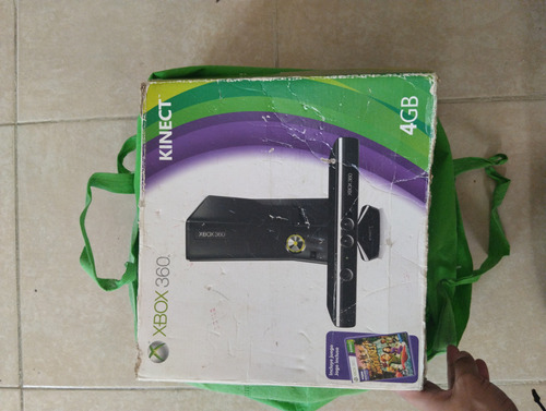 Xbox 360 Slim 