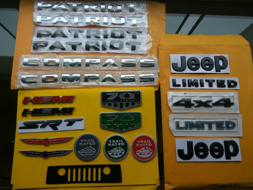 Jeep Logos Emblemas Wrangler Grand Cherokee Liberty Renegade Foto 2