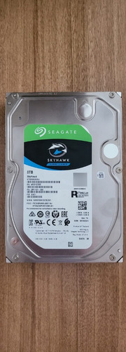 Disco Duro Interno Seagate Skyhawk St8000vx004 8tb Plata