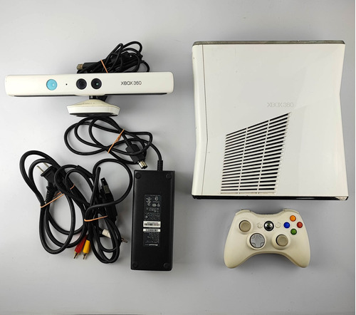 Xbox 360 Slim Branco Com Controle